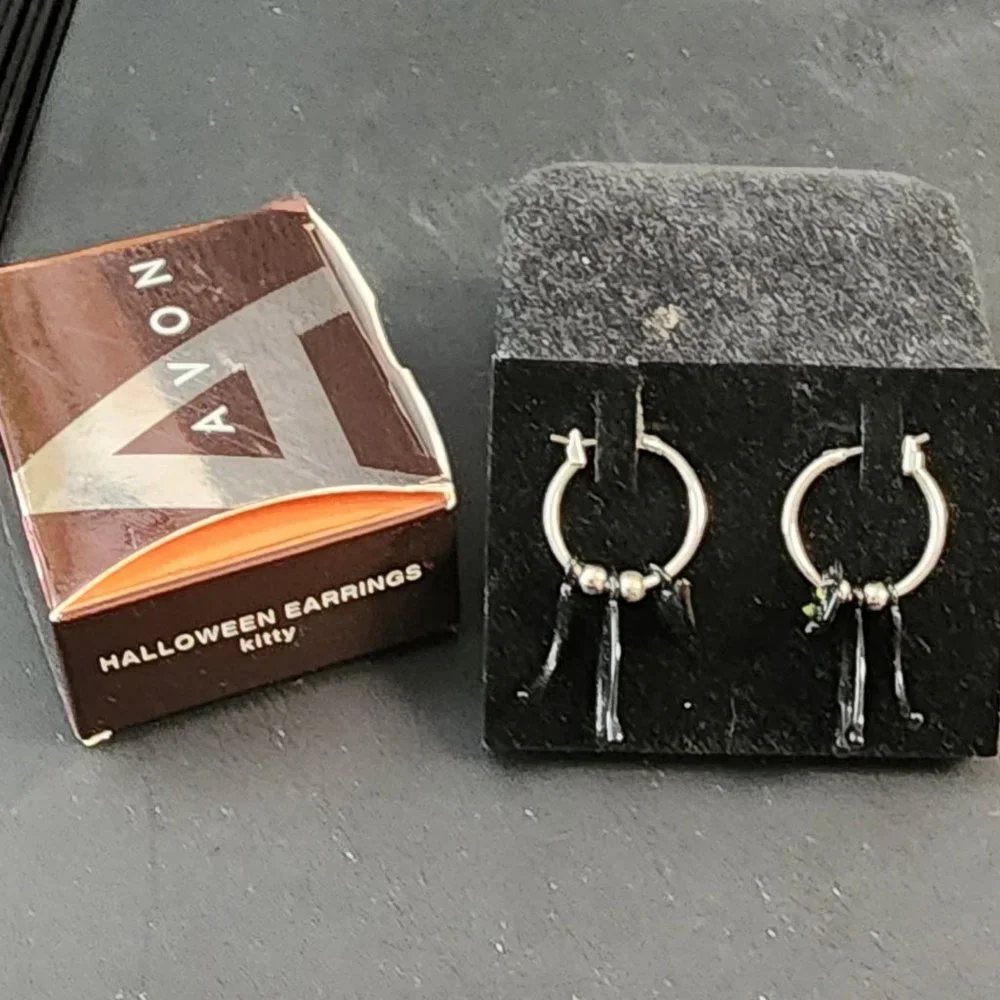 Avon Halloween Earrings Set of 3 - Picture 4 of 6